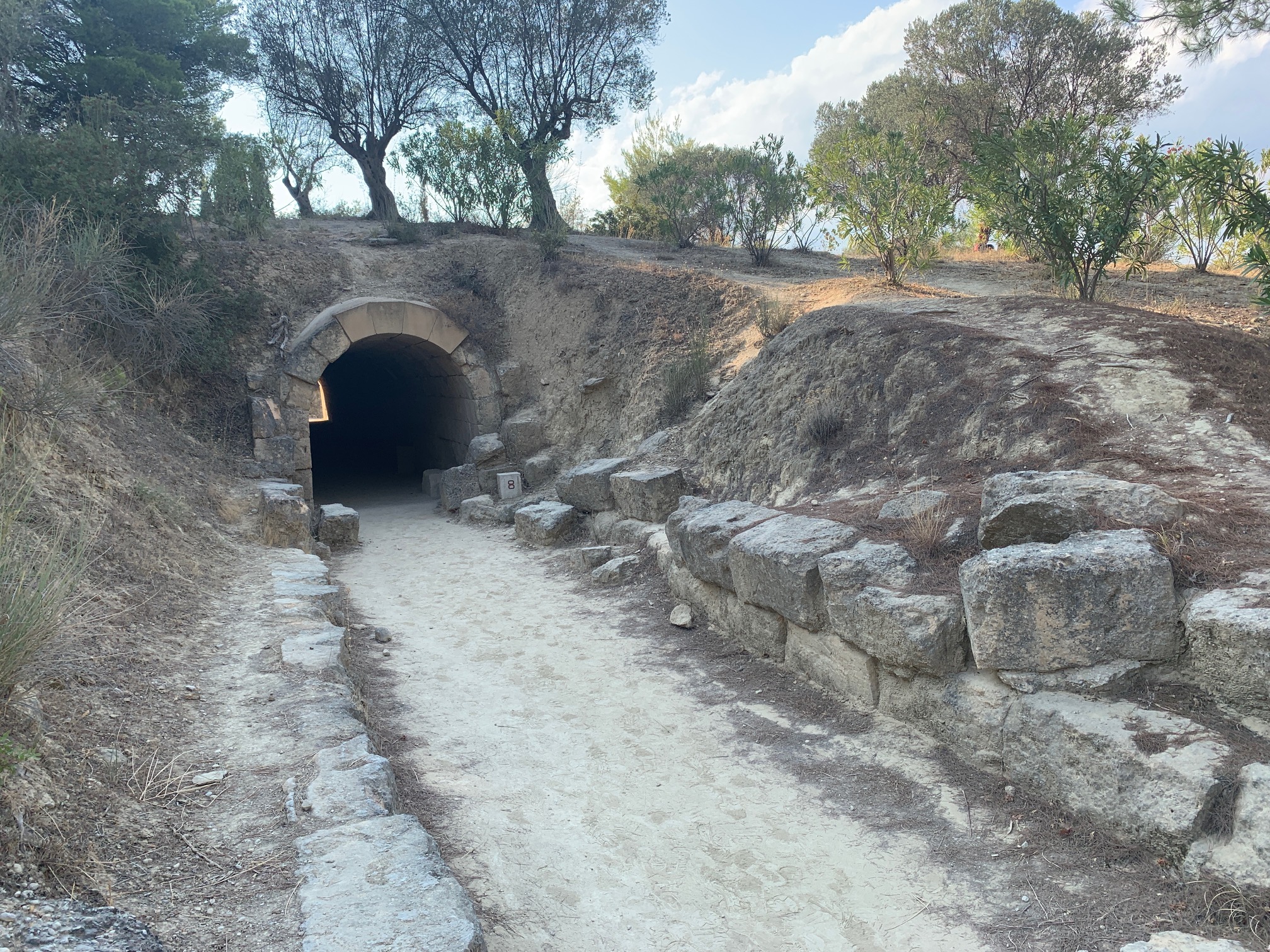 Αρχαίο  Στάδιο  Αρχ. Νεμέας